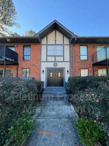 Main picture of Foxcroft Condominiums