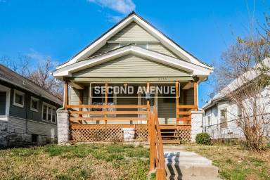Main picture of 2530 Mersington Ave