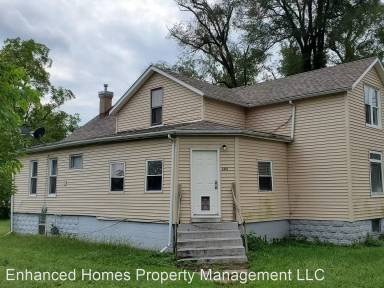 Main picture of 604 2nd Ave W