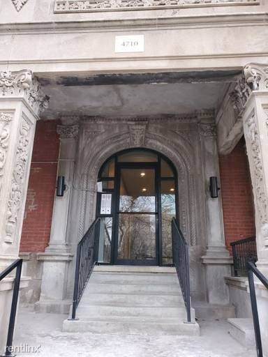 Main picture of 4716 S Michigan Ave