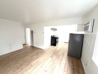 Main picture of 5951 1/2 19th Ave