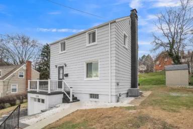 Main picture of 1209 Cloverfield Dr