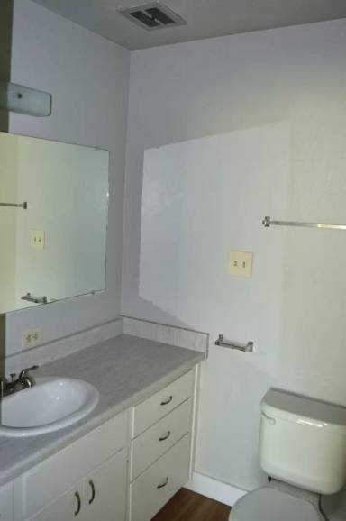 Main picture of 148 E William St