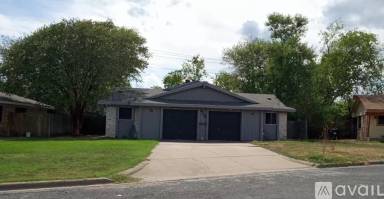 Main picture of 1706 Trinity Pl