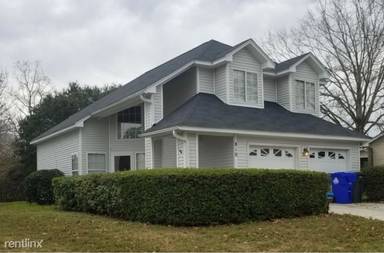Main picture of 828 Williamsburg Ln