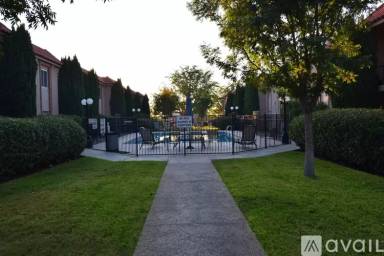 Main picture of 252 Shadow Mountain Dr