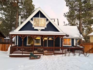 Main picture of 344 Downey Dr