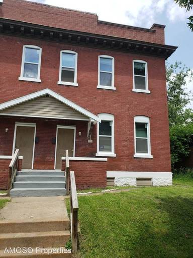 Main picture of 7017 Michigan Ave