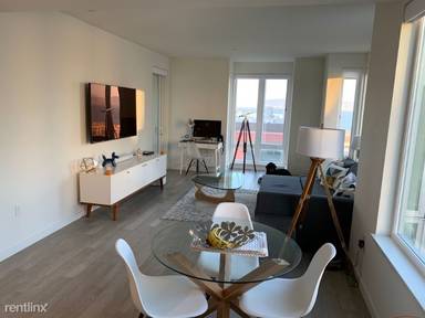 Main picture of 10 Innes Ct