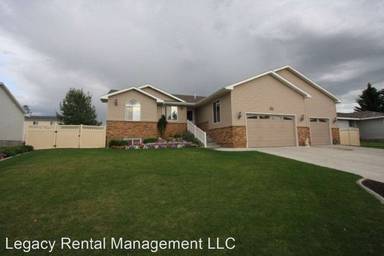 Main picture of 1005 Westwood Dr