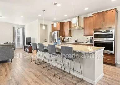 Main picture of 4350 Parkwood Trl