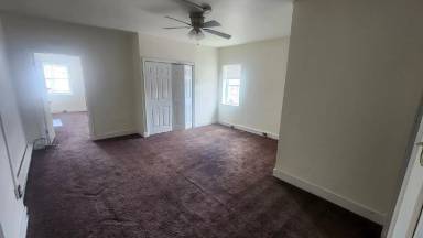 Main picture of 619 N 1st St