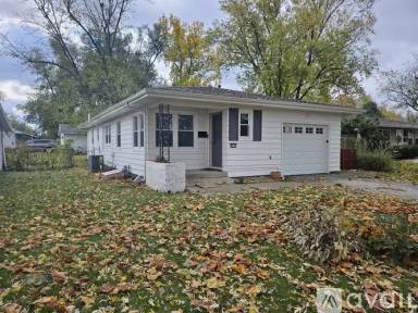 Main picture of 2205 Peirce Ave