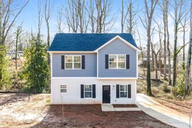 Main picture of 608 E Texas Ave