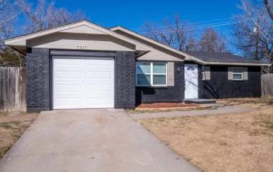 Main picture of 7317 NW Compass Dr