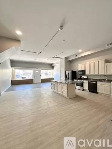 Main picture of 319 S Lang Ave