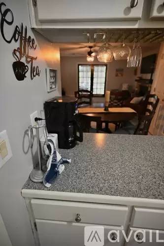 Main picture of 16 Mountain View Ct