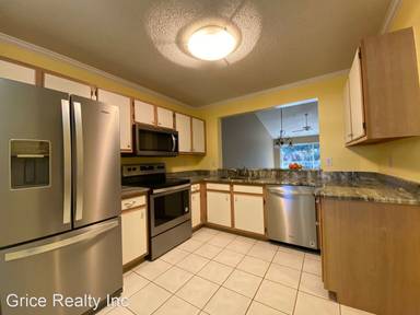 Main picture of 745 Landover Cir