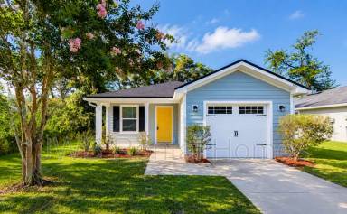 Main picture of 8630 Buttercup St
