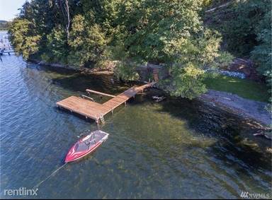 Main picture of 16055 Inglewood Rd NE