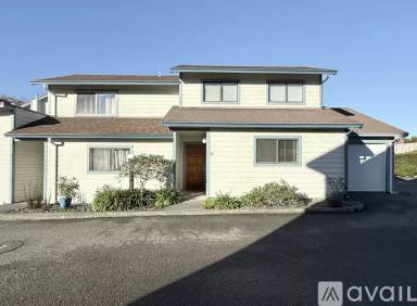 Main picture of 1449 Myrtle Ave