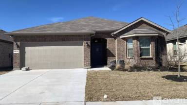 Main picture of 15737 Hazelhurst Ln