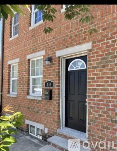 Main picture of 434 Salem Ave