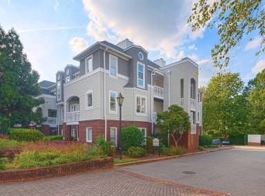 Main picture of 1021 Brighthurst Dr