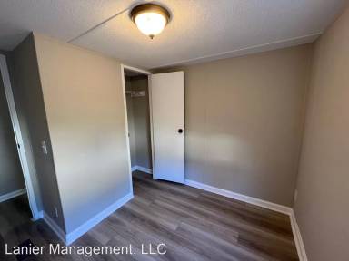 Main picture of Colony Oaks Mobile Home Park