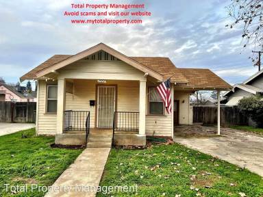 Main picture of 1324 W Oak Ave
