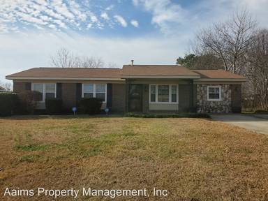 Main picture of 233 Pierron Dr