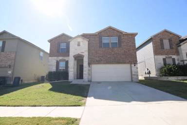 Main picture of 208 W Orion Dr