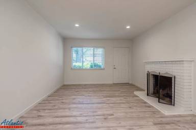 Main picture of 684 Malarin Ave