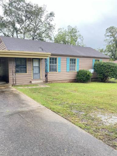 Main picture of 724 Kings Rd