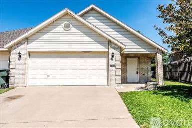 Main picture of 6102 W Milliken Bnd