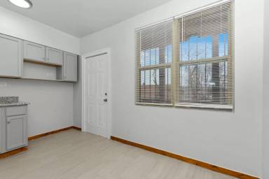 Main picture of 6155 S California 2748-54 62 St