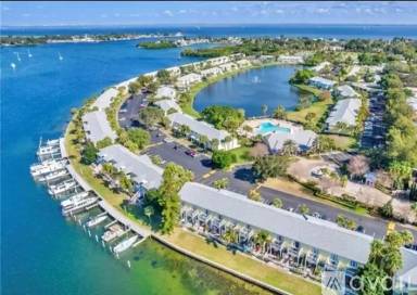 Main picture of 3747 Pompano Dr SE