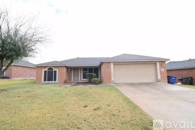 Main picture of 2204 Jake Dr