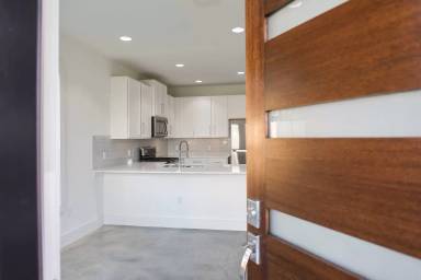 Main picture of 3415 Dalton St