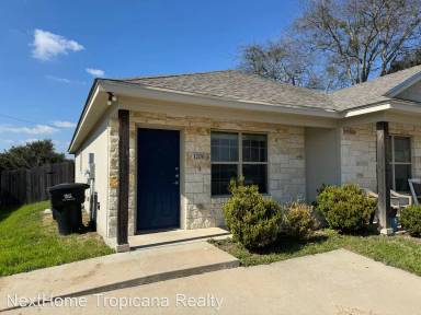 Main picture of 1206 Honor Ln