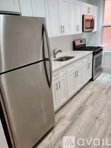 Main picture of 1855 Colden Ave