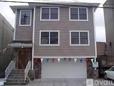 Main picture of 212 Belmont Ave