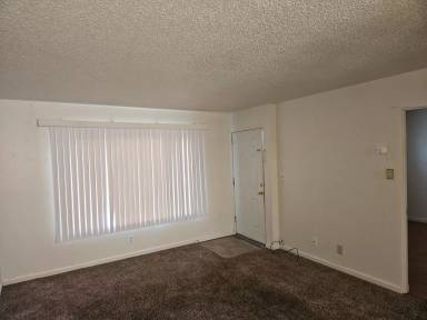 Main picture of 1090 N Court St