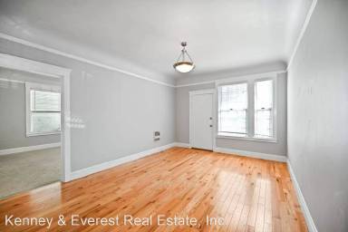 Main picture of 2700 Polk St