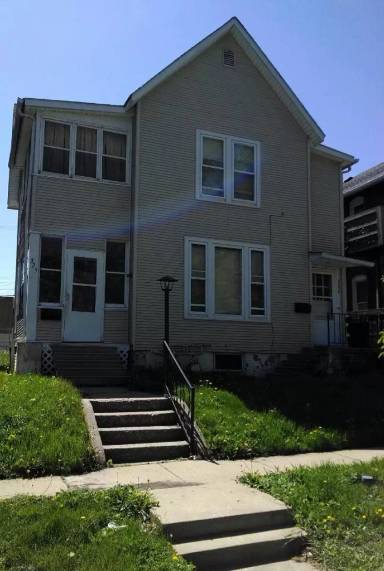 Main picture of 325 W Douglas St