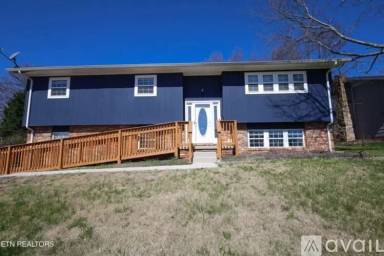 Main picture of 252 Newport Rd
