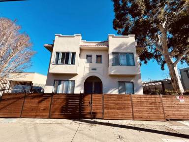 Main picture of 520 49th St