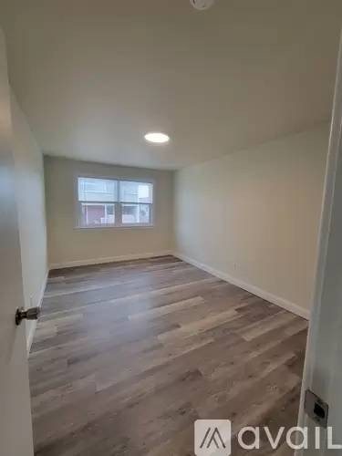 Main picture of 302 Forge Rd