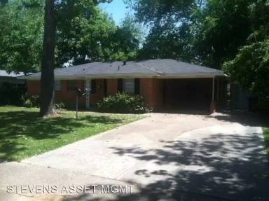 Main picture of 813 Cardinal St