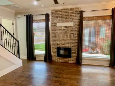 Main picture of 2807 Village Meadow Cv